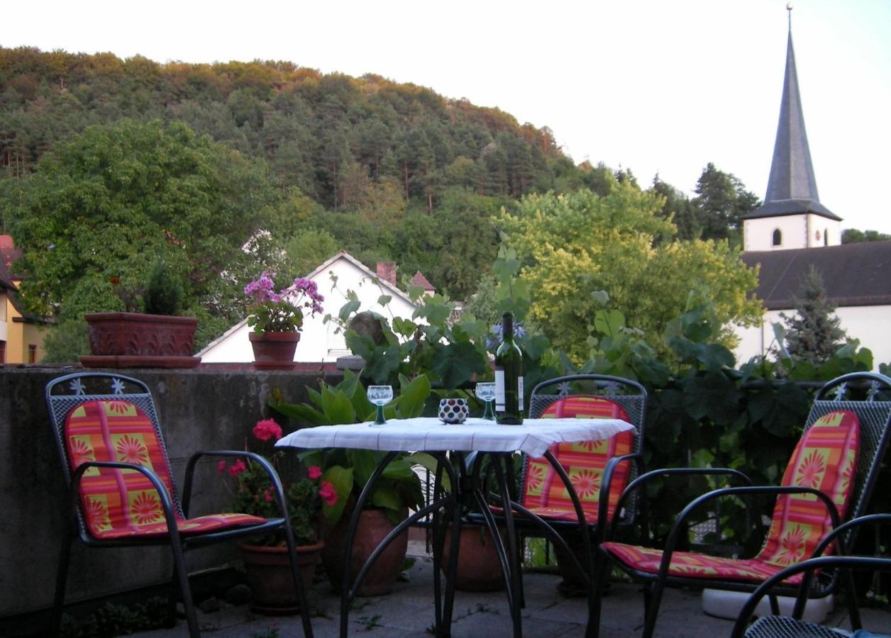 Ferienwohnung Haus Am Singberg Ramsthal Esterno foto